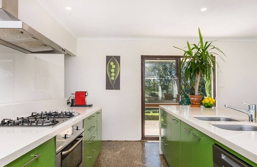 Pearces Creek House | 🌿 Tin Horse Ranch – Private Byron Hinterland Estate | Pool | Sleeps up to 20