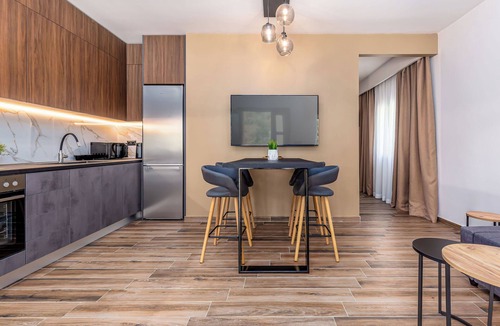 Ipsos Apartment | Titus CFU - 10min walk to Ipsos beach