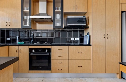 Jindabyne Apartment | Torino 4 - An impressive 4 bedroom Jindabyne townhouse with magnificent views