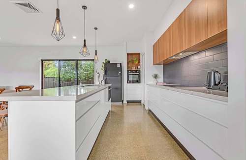 Echuca House | Tranquil Garden Oasis | Central Echuca