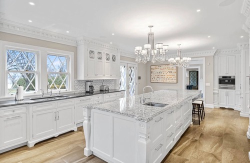 Geneva House | Twin Oaks Lake Estate: Luxury Lake Home on Seneca Lake