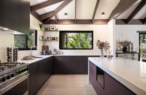 Clunes House | Two Acres Home - Sauna/Spa/Fireplace