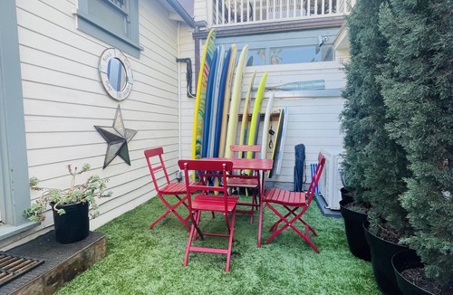 Downtown Apartment | Two bedroom apt on the beach with ocean view!