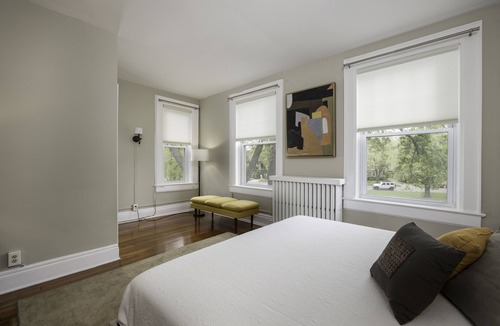 Albright Apartment | ⭐ Two Townhouses ⭐ Styled ⭐ Park Setting