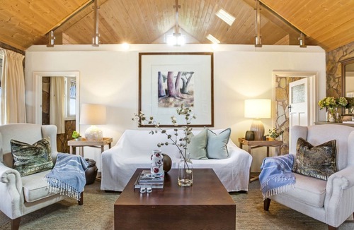 Chewton Bushlands House | Ukamirra -magic views in private bush setting