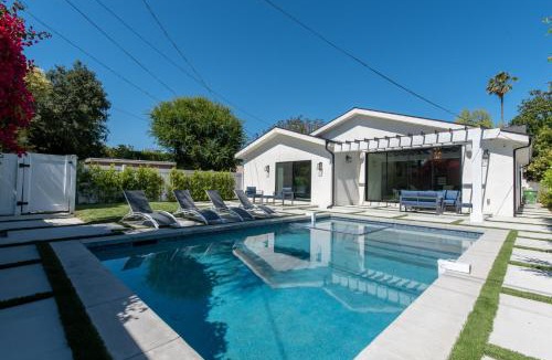 Toluca Woods Villa | Universal Studio Stellar Home with pool and jacuzzi