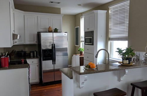 Troy Apartment | upstairs loft downtown Troy, ala