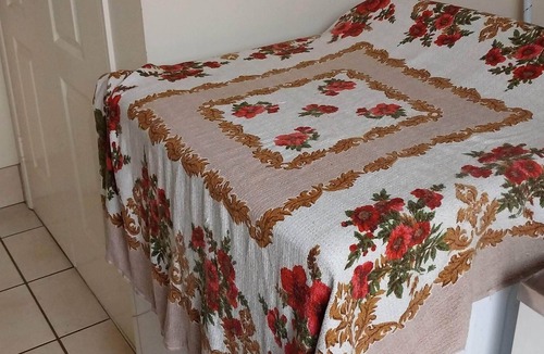 Harristown Apartment | VACANT NOW. Budget Studio room with all you need. Near shops and Uni.