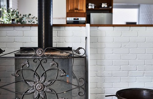 Elphinstone House | Vermont House ~ Daylesford/Macedon Region