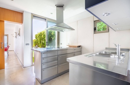 Puig de Ros Villa | Villa Beachfront - Herce Property by Priority