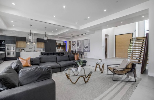 Woodland Hills Villa | Villa Califa - Resort-Style Living w/Private Pool, Spa & Theater