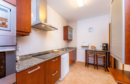 Son Serra de Marina Villa | Villa "Casa Voramar Son Serra Beach" with Sea View, Garden & Wi-Fi
