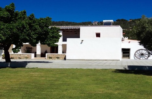 Es Cubells Villa | Villa Es Cubells Town