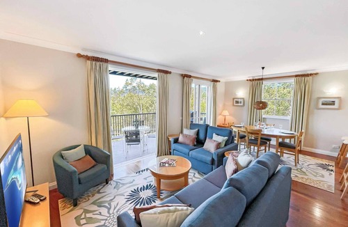 Pokolbin Villa | Villa Grenache - Resort-style 2 bedroom, 2 bathroom villa with vineyard views
