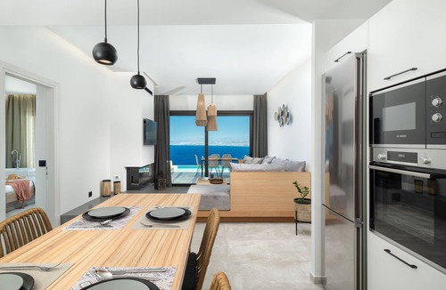 Malevizi Villa | Villa Lucrezia, Minimalist Design & Spa Retreat