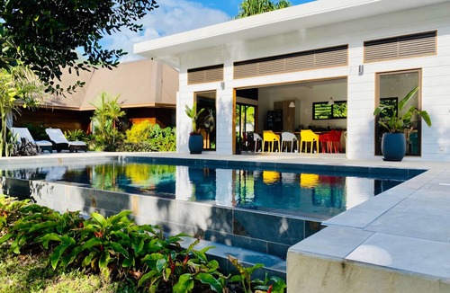 Moorea-Maiao Villa | Villa - Moorea, Haapiti. 4 bedrooms - sleeps 8 to 12 Ideal for families