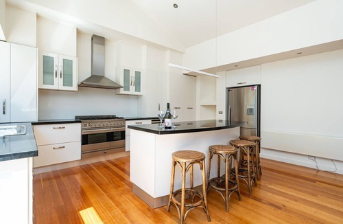 Mount Martha House | Villa Solare | Pet friendly Retreat with Pool & Spa