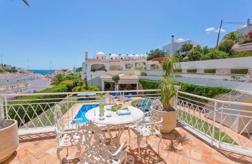 Carvoeiro Villa | Villa Tess by Villa Plus