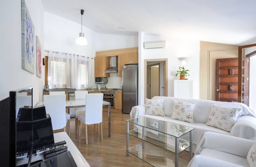 Crestatx Villa | Villa with 2 bedrooms and 1 bathroom, with terrace, pool and barbecue
