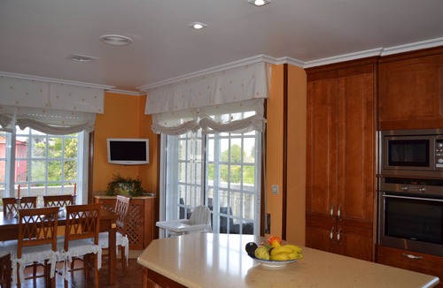 Panxon Ski Chalet | Villa with large garden in a quiet area near beaches