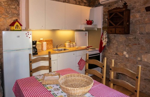 Megalo Chorio House | Village house in studio style fully renovated, stunning sea and mountain views.