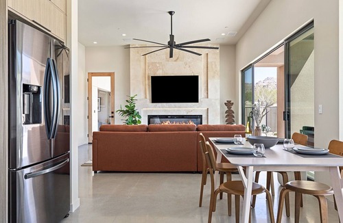 Panorama Heights House | Vista B at Panorama Villas by Fieldtrip | Luxury 2br w Pool and Views