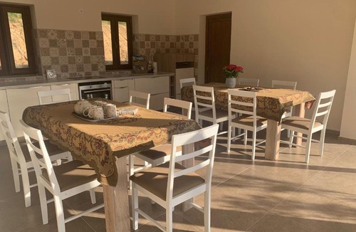 Almamellek House | Vitál Guesthouse