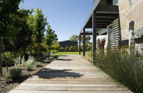 Flinders House | Vlinders - Great family home close to park, shops, cafes & restaurants