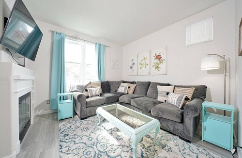 Rancho Santa Margarita House | Walk Score 84+30m->Airport+BBQ+King+Garage Parking