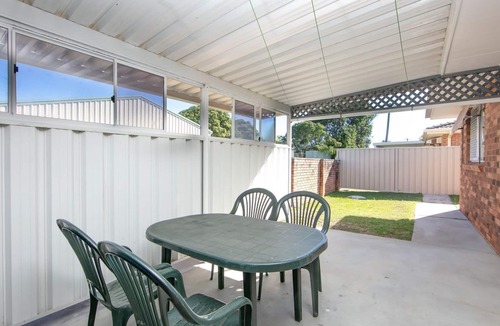 Iluka Apartment | Waratah - A comfortable and large two bedroom unit that has plenty of space for a relaxing holiday