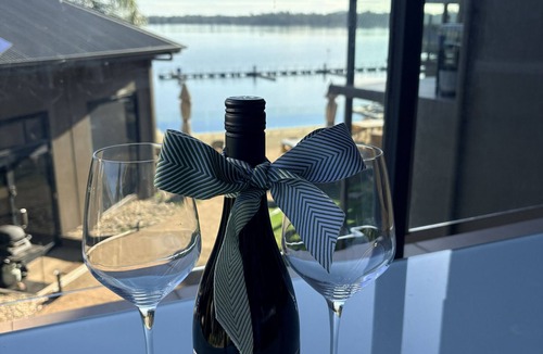 Nagambie Apartment | Waterfront Luxury on Lake Nagambie | Pool Balcony Stunning Views