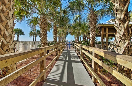 Orange Beach East Condo | Waterfront Orange Beach Condo w/ Beach Access