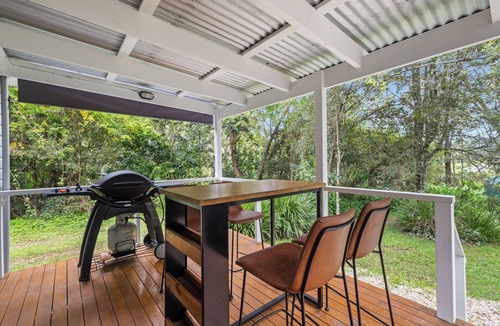 Terania Creek Cabin | Wattle Cabin - Creekside stay in Nature