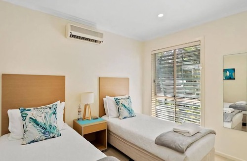 Sapphire Beach Apartment | Waves at Sapphire, welcome to your luxury holiday home by the sea