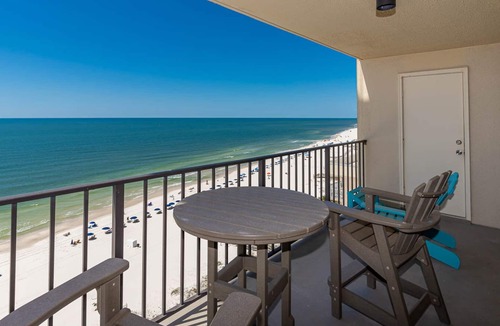 Orange Beach Condo | WEEKLY SPECIALS! Phoenix I *2 Bedroom* 11th Floor