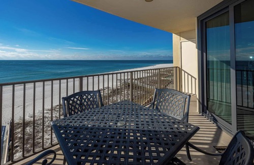 Orange Beach Condo | *WEEKLY SPECIALS!* * Phoenix IV 1BR! 6th floor!