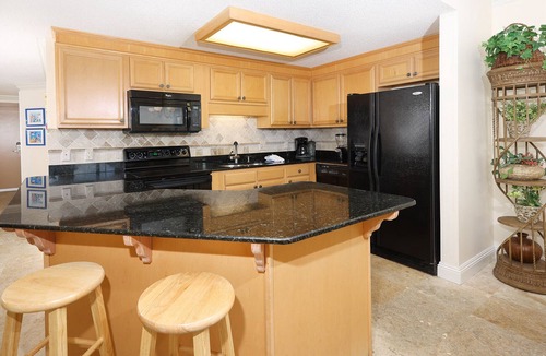Orange Beach East Condo | *WEEKLY SPECIALS!* Phoenix X - Top Floor - 3 BR 3 BA!