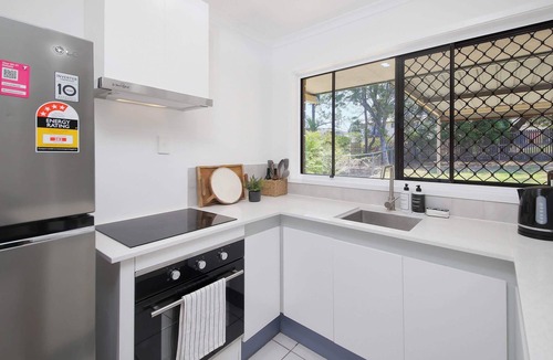 Hillcrest House | Well decorated & newly renovated entire beautiful home in Brisbane
