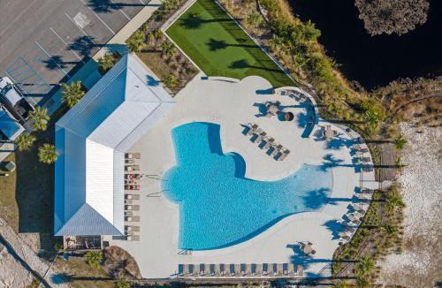 Orange Beach House | Whiskey Sands - Luxury by Gulf State Park, Great Views, Walk to Beach and Restaurants, Beautiful Pool, Fenced Yard!