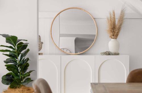 Culburra Beach House | White Haven - 4 Min Walk to Beach & Spa