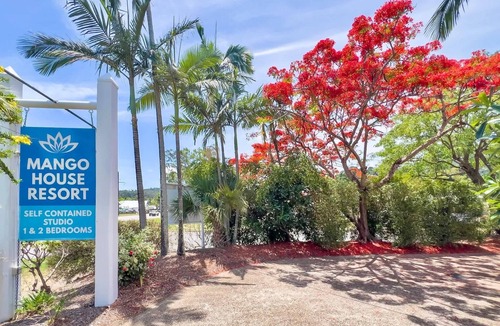 Jubilee Pocket Apartment | Whitsundays Mango House Studio with Pool
