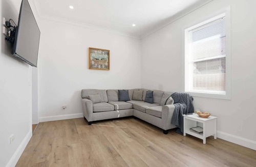 Bathurst House | William Cottage Walkable CBD Base Bathurst