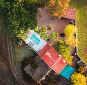 Mejorada House | Wishome- Finca Venta Viñas con piscina privada, en la falda de Gredos