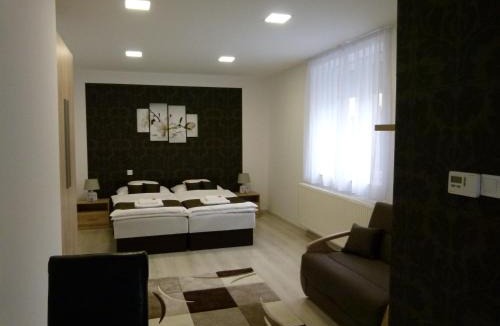 Zalaegerszeg Apartment | Wolf House Apartman