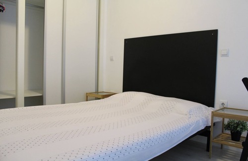 Tetuan Apartment | Wonderful 40m2 Duplex near Plaza Castilla CBA5