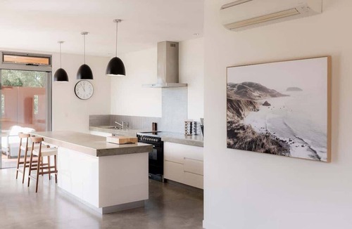Woodbridge House | Woodbridge Hill Country Escape