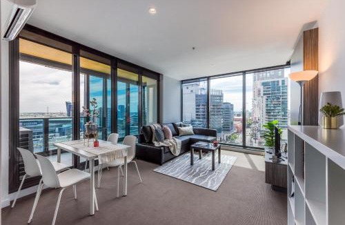 Melbourne Central Business District Apartment | WOW Apartment on Spencer