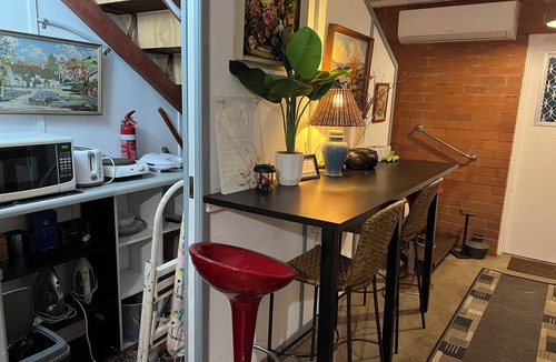 Caloundra House | XYL Pets Friendly Seaside Boutique Guesthouse