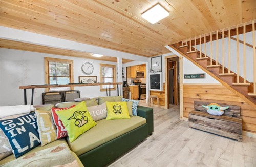Sugarloaf House | Yoda Maple Cabin