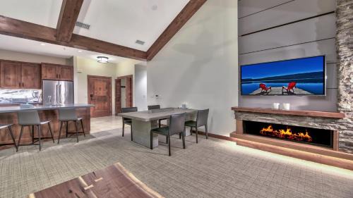 South Lake Tahoe Apartment | Zalanta 313